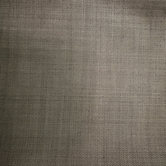 Michael Kors 100% Wool Men’s Suit in Lt. Grey. Men’s Size 44R. - Picture 6 of 8